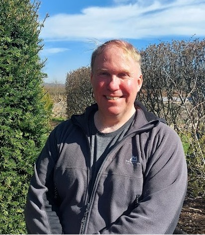 Bruce in natural surroundings